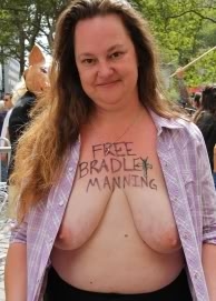free bradley manning boobs