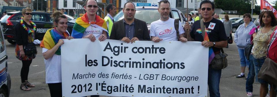 agir contre les discriminations marche des fiertés LGBT bourgogne auxerre 2012 l'égalité maintenant