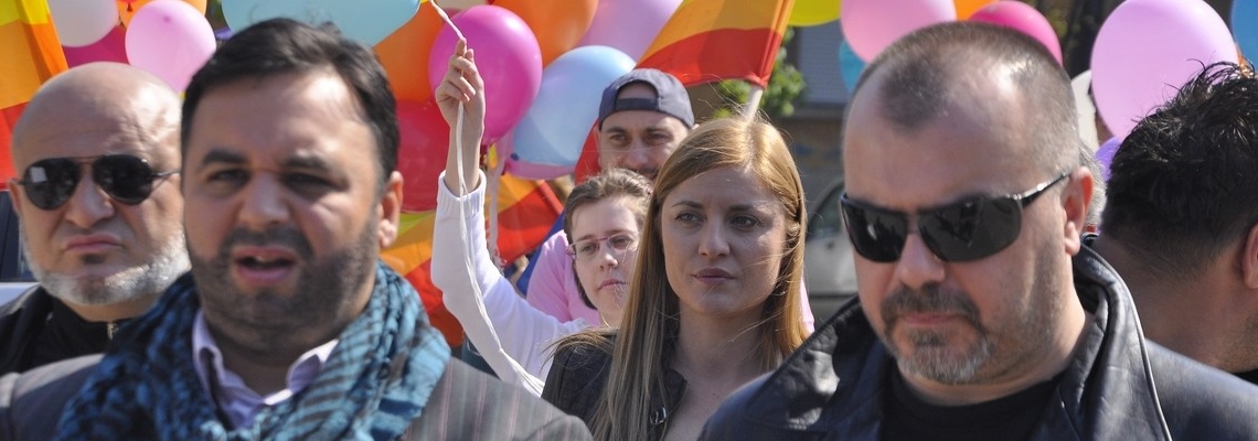 everybody's perfect la-parade-parada-film-serbe-gay-heteroclite-lyon-2014