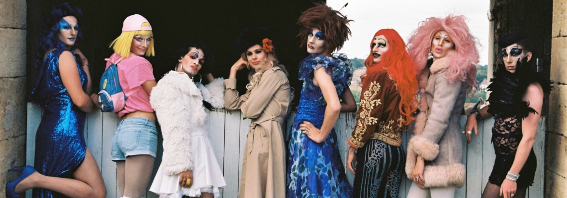 Le cabaret de drag queen Les Douze Travelos d’Hercule fera vivre l'Odyssée de ses chorégraphies, chansons, sketchs et playpack les 4 et 5 décembre 2021.